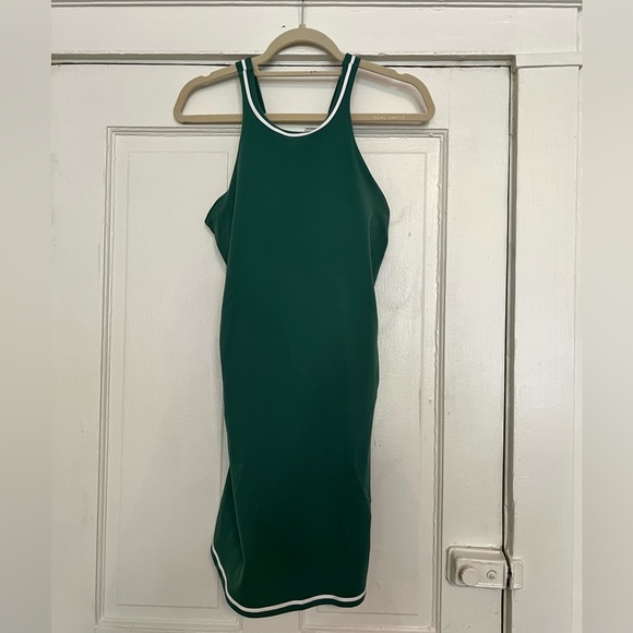 SOLD OUT NWOT Vuori Volley Dress in Green | Vuori Exercise Dress - Picture 2 of 10